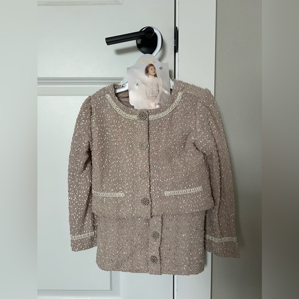 Le Chic Girls Tweed Button Too And Skirt Set Size 6 Pink